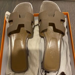Hermes Oran Sandals